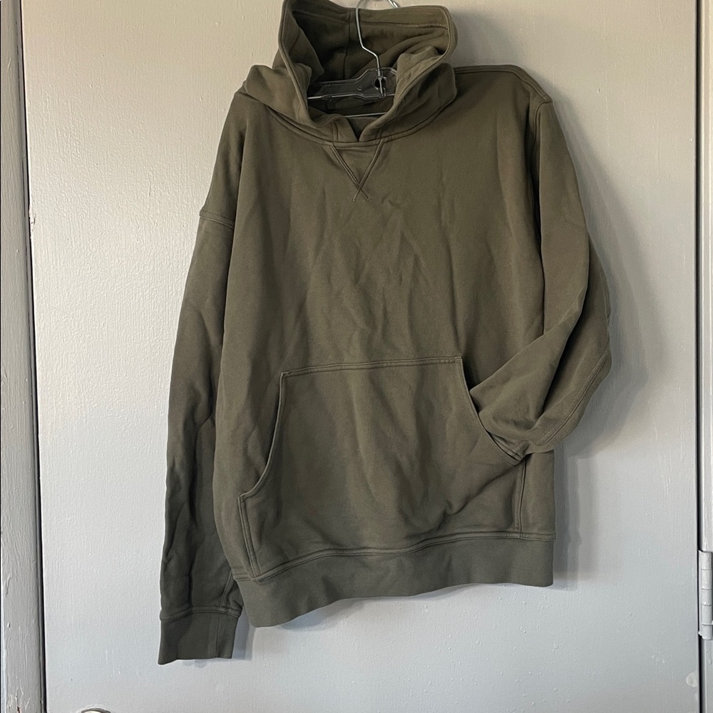 Lululemon pulloverGreen Hoodie